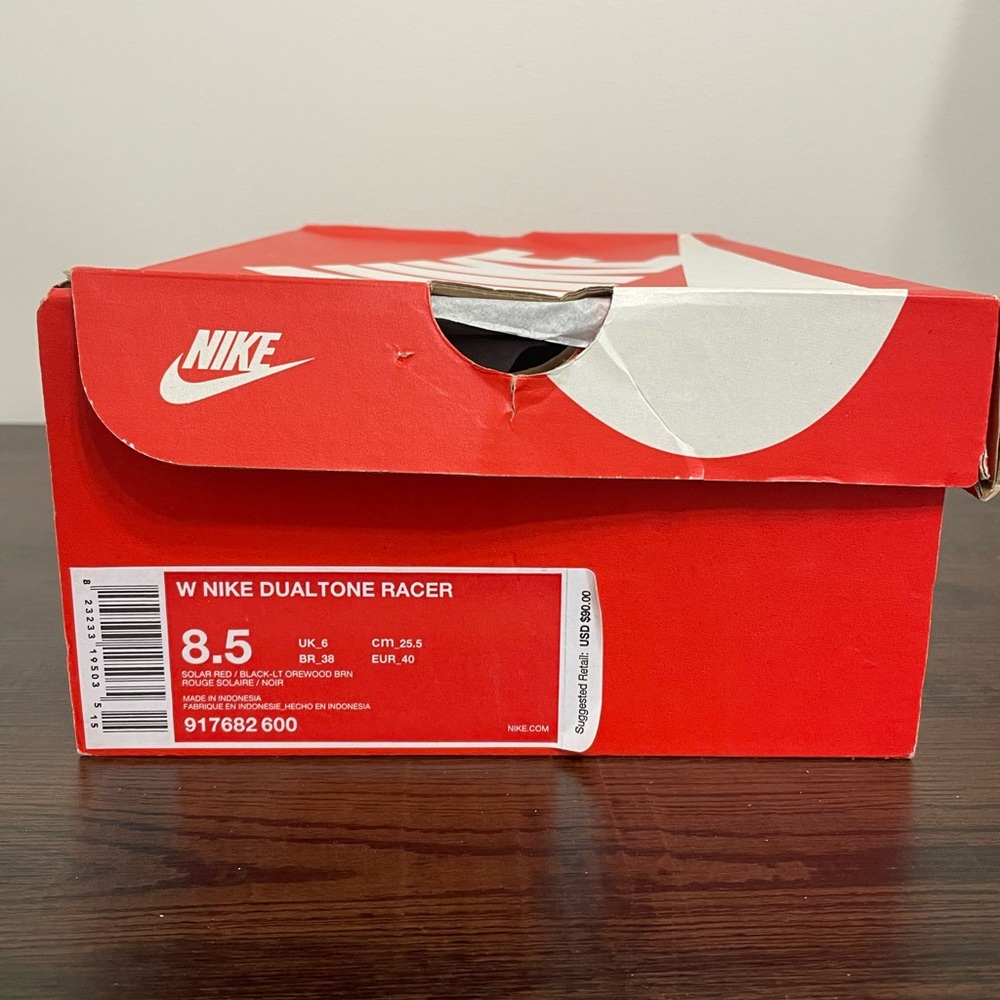 Women’s Nike Dualtone Racer - Picture 2 of 6